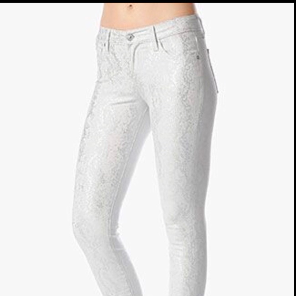 The  Skinny Metallic